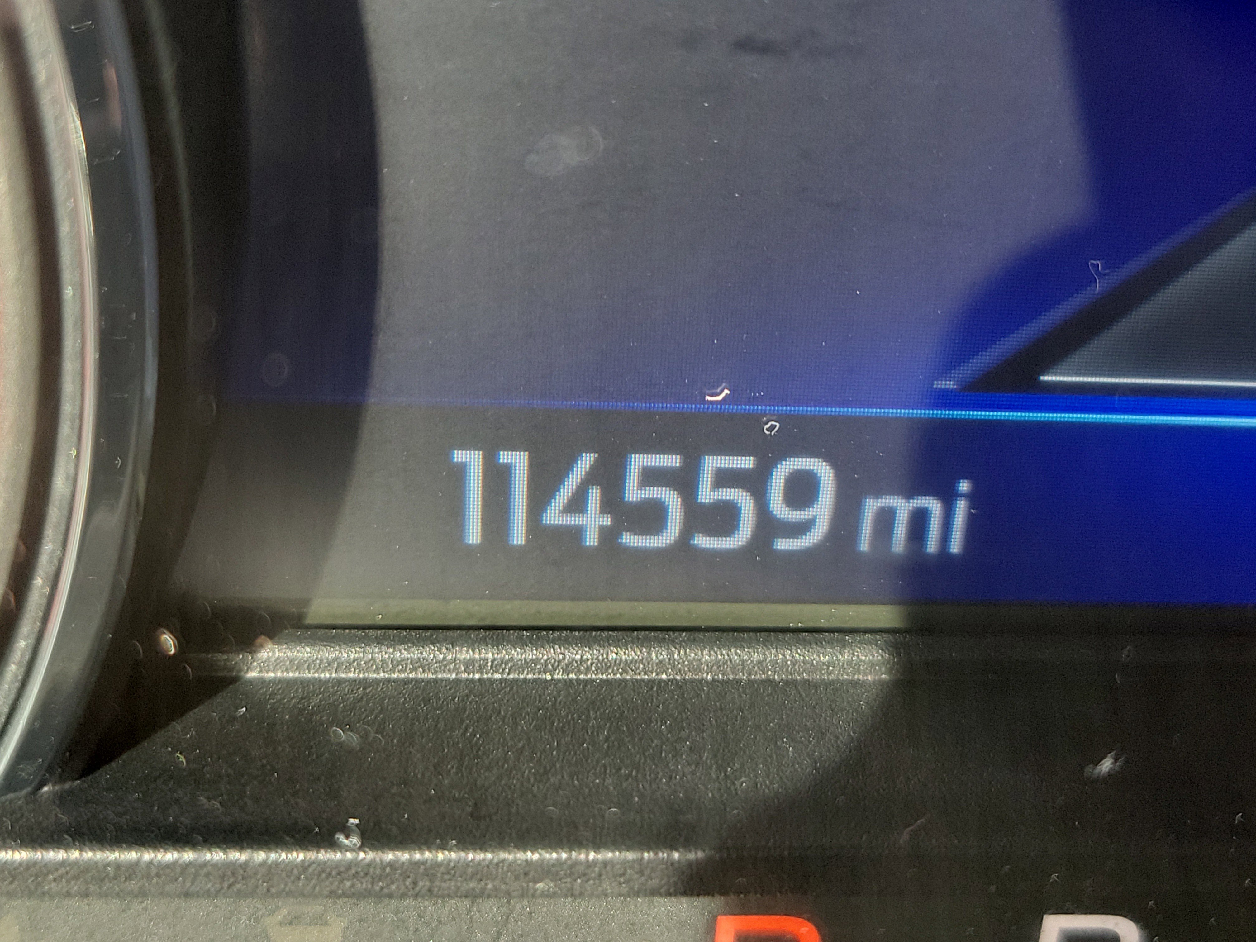 Used 2022 Ford Explorer XLT w/ Equipment Group 202A image 24