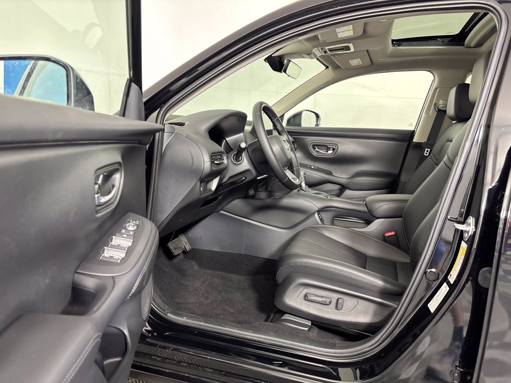 Used 2027 Honda HR-V EX-L image 23