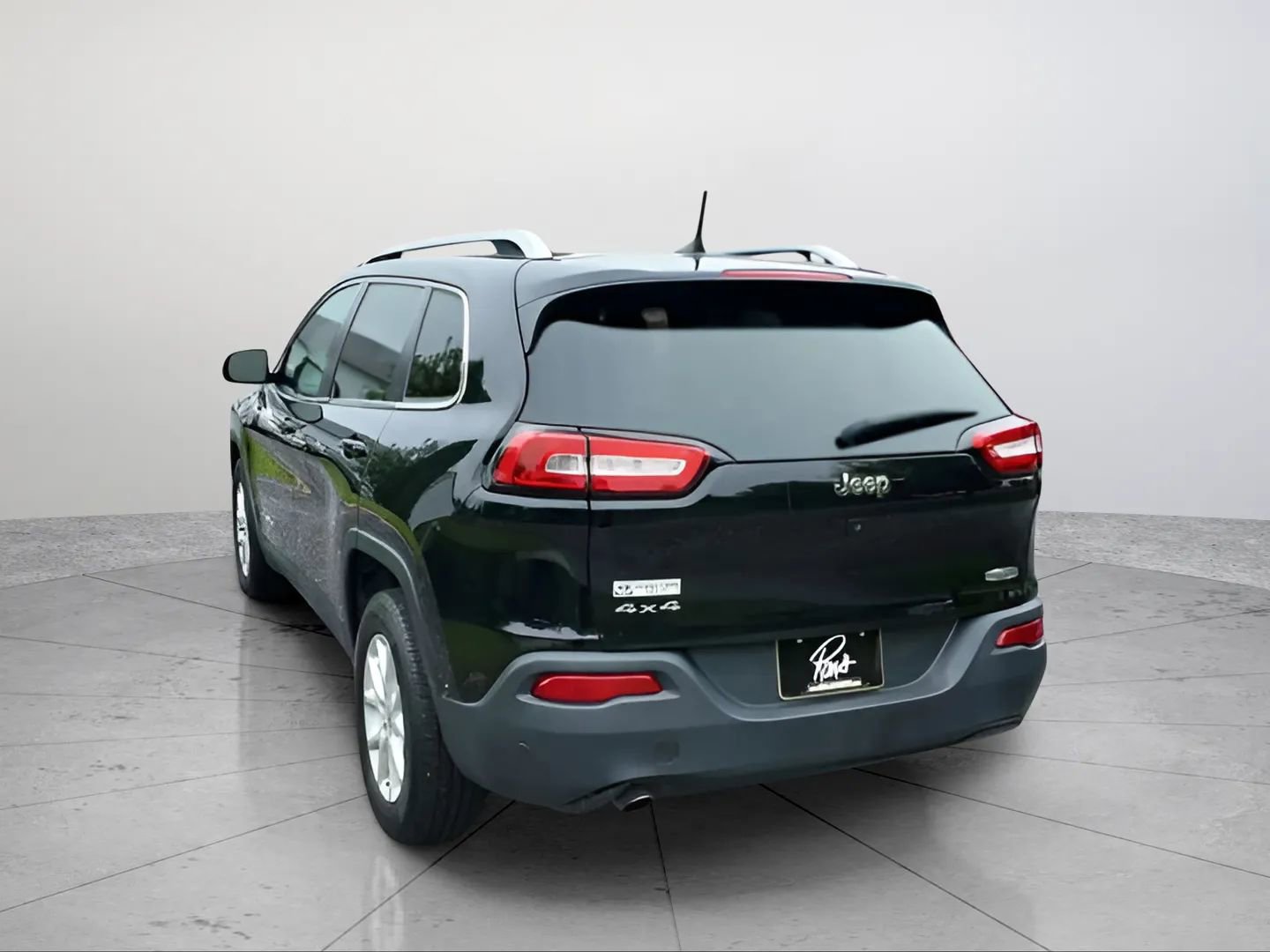 Used 2017 Jeep Cherokee Latitude w/ Cold Weather Group image 6