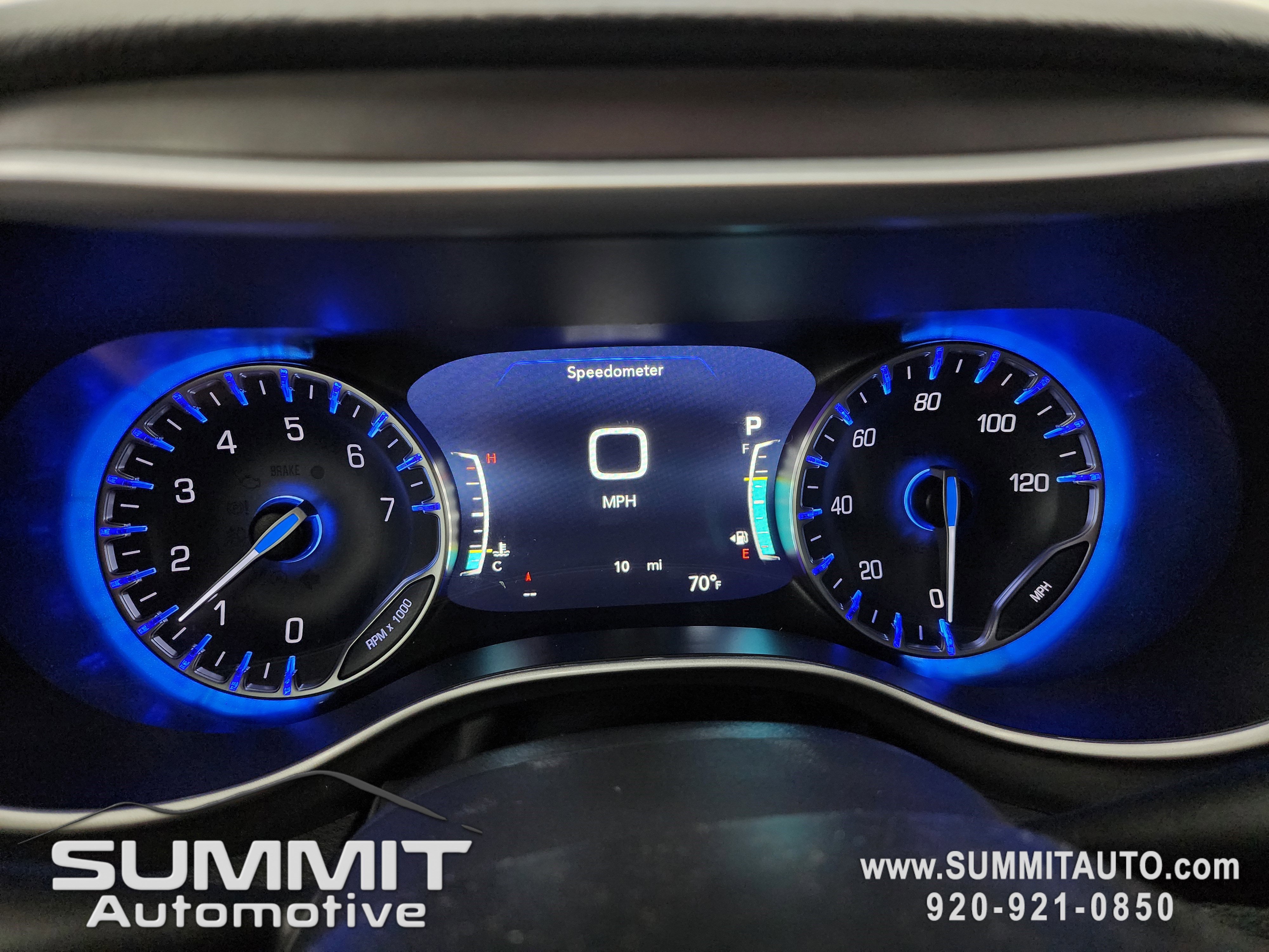 New 2026 Chrysler Pacifica Select FWD image 11