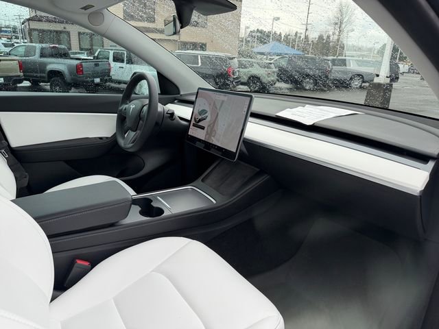 Used 2021 Tesla Model Y Performance image 36