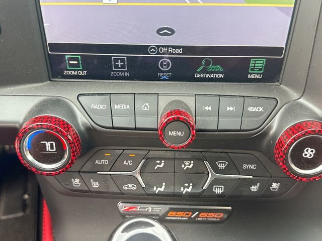 Used 2016 Chevrolet Corvette Z06 w/ 3LZ Preferred Equipment Group image 19