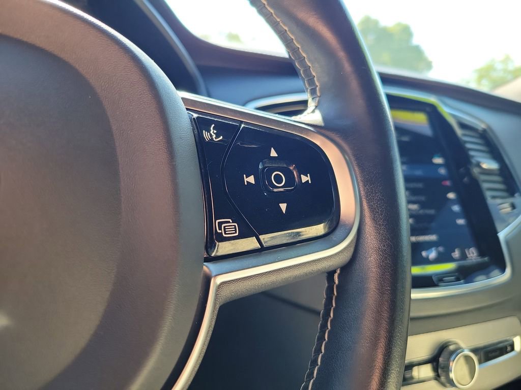 Used 2021 Volvo XC90 T6 R-Design w/ Protection Package Premier image 27