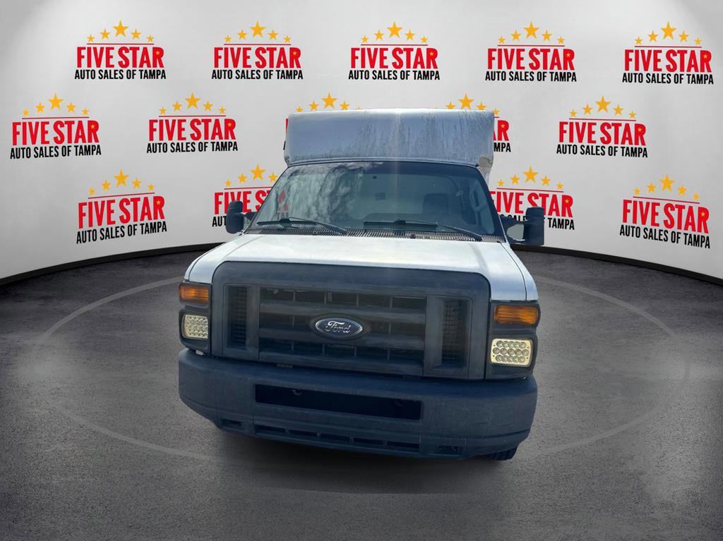 Used 2010 Ford E-250 and Econoline 250 RWD image 3