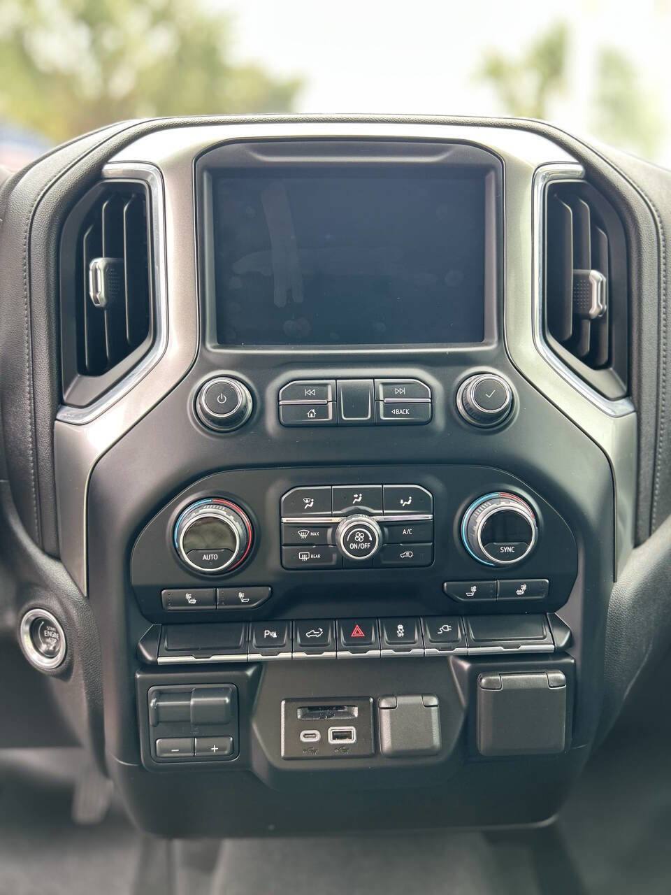 Used 2020 Chevrolet Silverado 2500 LT w/ All Star Edition image 16