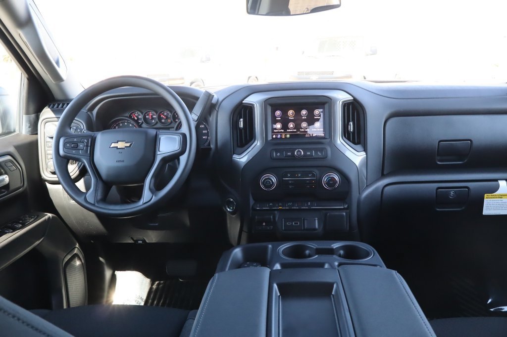 New 2026 Chevrolet Silverado 1500 Custom w/ Turbomax Blackout Package AWD/4WD image 27