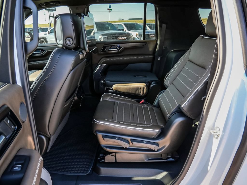 New 2027 GMC Yukon XL Denali Ultimate AWD/4WD image 28