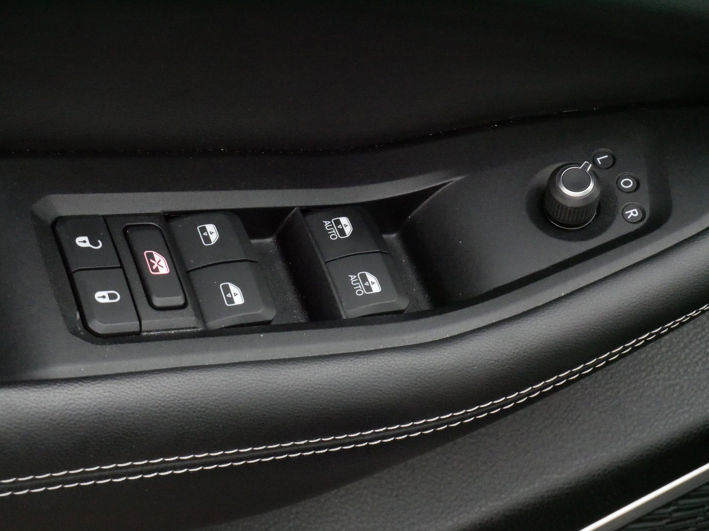 Used 2022 Jeep Grand Cherokee Altitude image 19