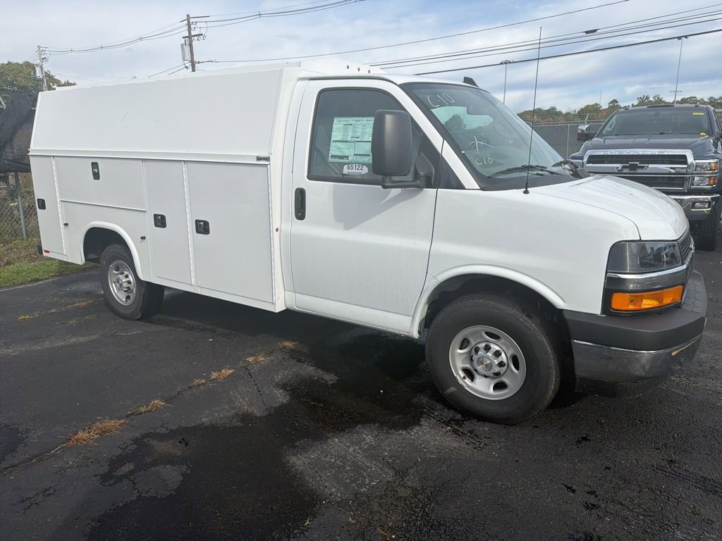 New 2025 Chevrolet Express 3500 w/ Power Convenience Package