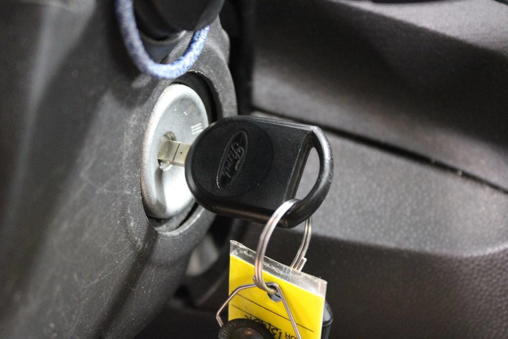Used 2015 Ford Fiesta S FWD image 22