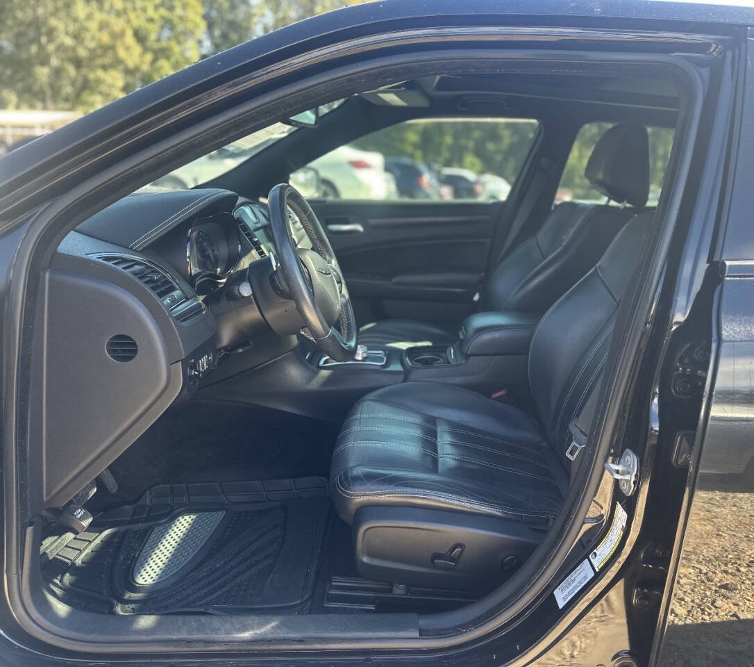 Used 2015 Chrysler 300 S w/ 300S Premium Group AWD/4WD image 15