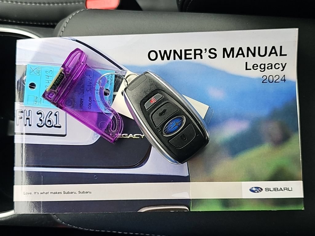 Used 2024 Subaru Legacy Limited AWD/4WD image 5