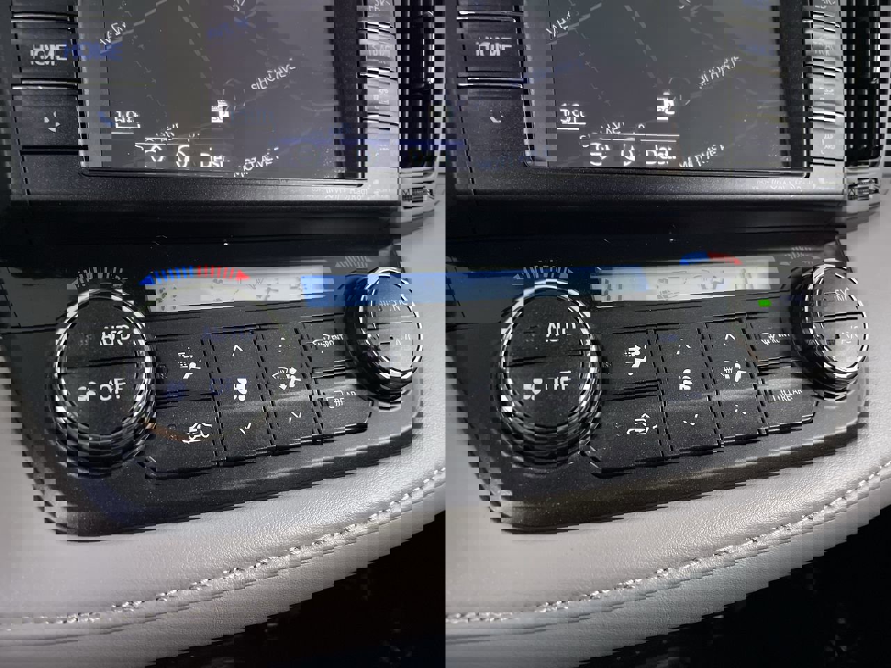 Used 2018 Toyota RAV4 XLE image 17