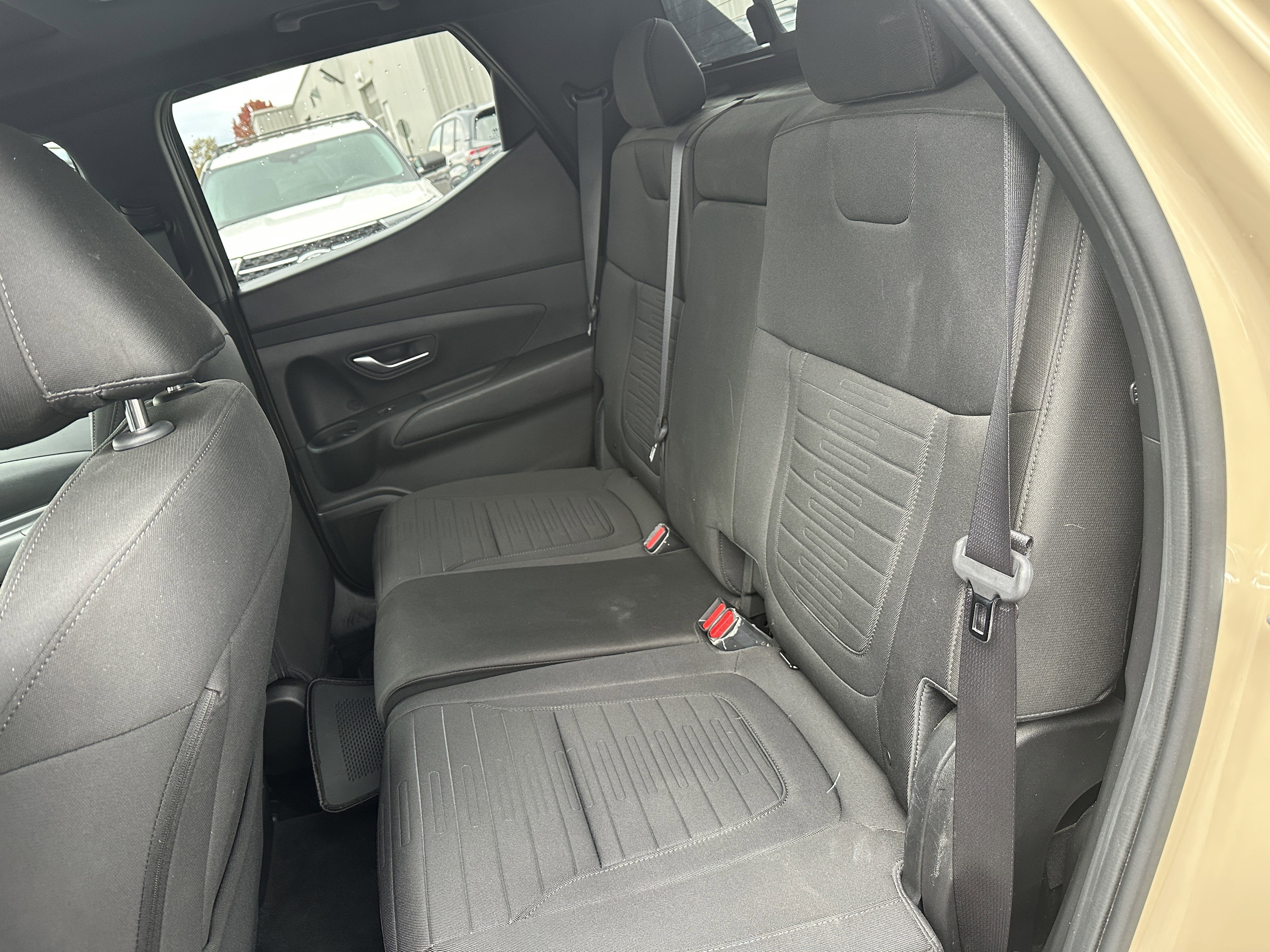 Used 2023 Hyundai Santa Cruz SEL Premium w/ Cargo Package image 21