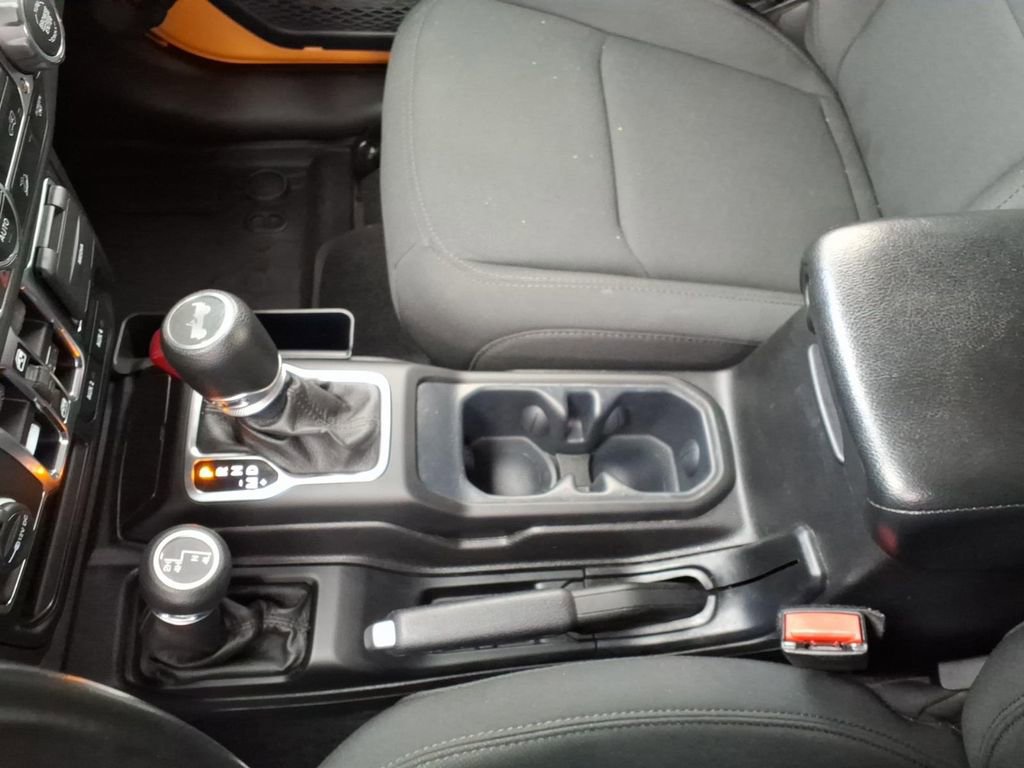 Used 2021 Jeep Wrangler Unlimited Sport S image 13