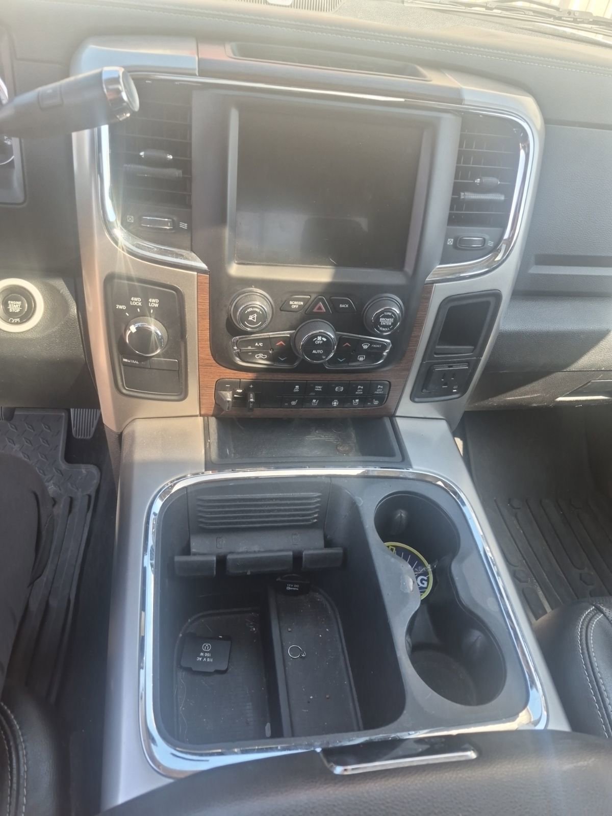 Used 2016 RAM 3500 Laramie AWD/4WD image 3