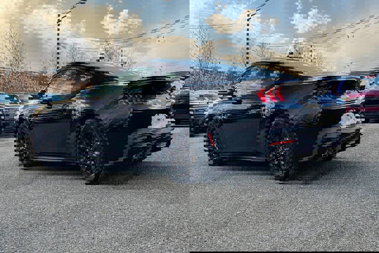 Used 2025 Ford Mustang GT image 11