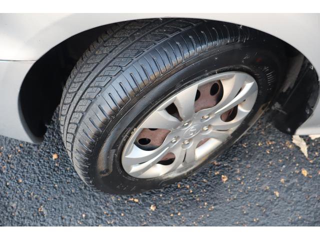 Used 2010 Hyundai Elantra GLS image 13