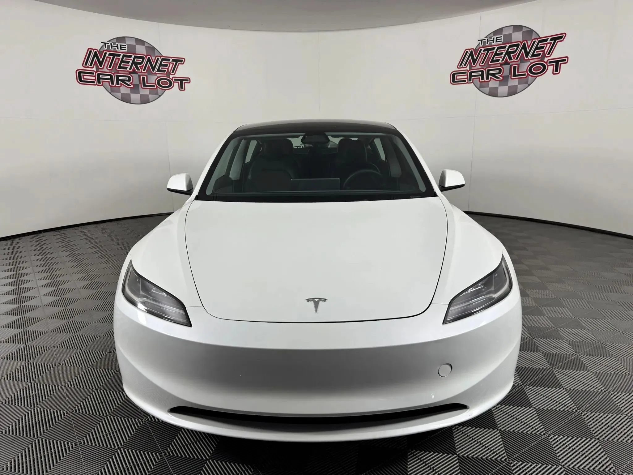 Used 2025 Tesla Model 3 Long Range RWD image 2