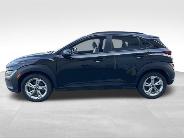 Used 2022 Hyundai Kona SEL AWD/4WD image 2
