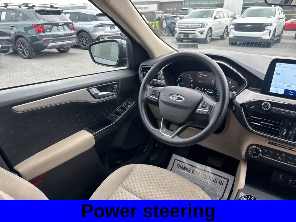 Used 2020 Ford Escape SE image 10