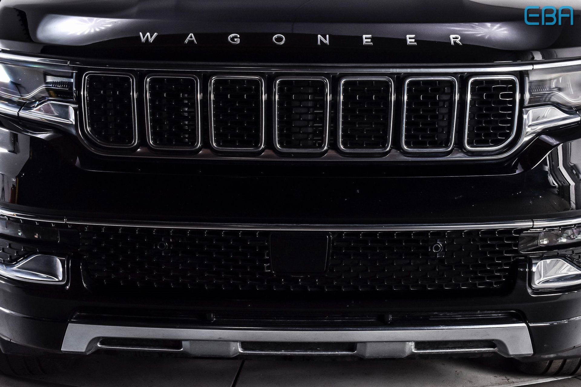 Used 2023 Jeep Wagoneer L Series III w/ Premium Group I image 9