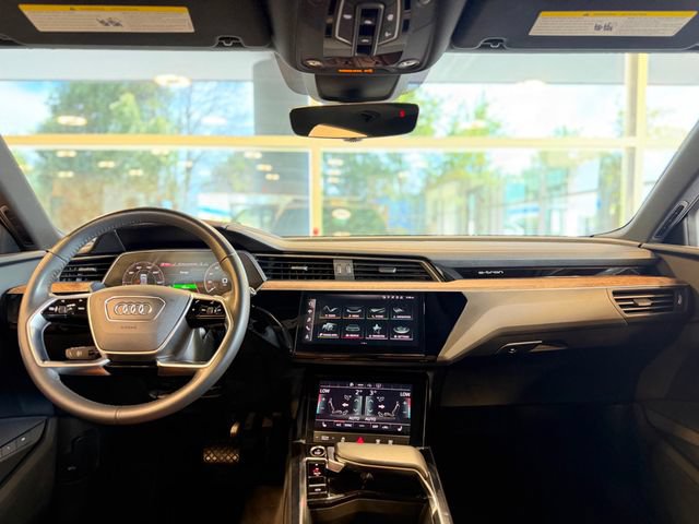 Used 2021 Audi e-tron Premium w/ Convenience Plus Package AWD/4WD image 35