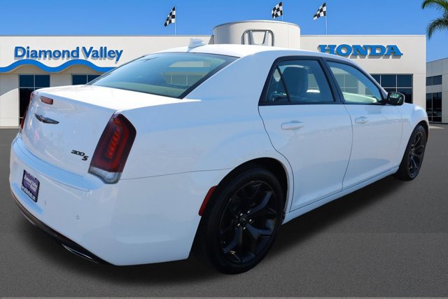 Used 2022 Chrysler 300 S image 6