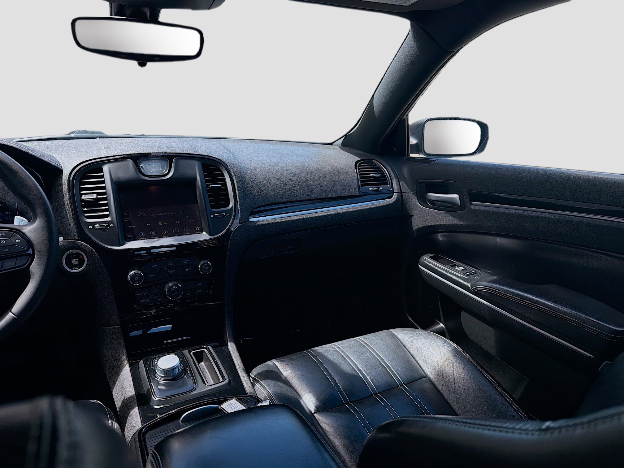 Used 2023 Chrysler 300 S image 22