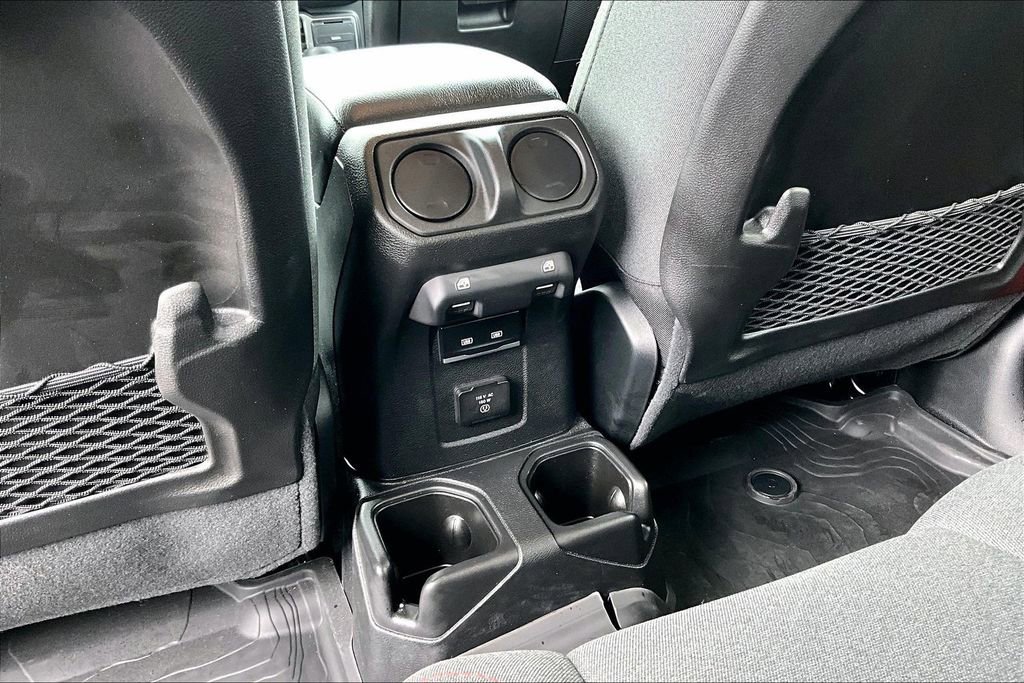 Used 2024 Jeep Wrangler Unlimited Rubicon w/ Technology Group AWD/4WD image 33