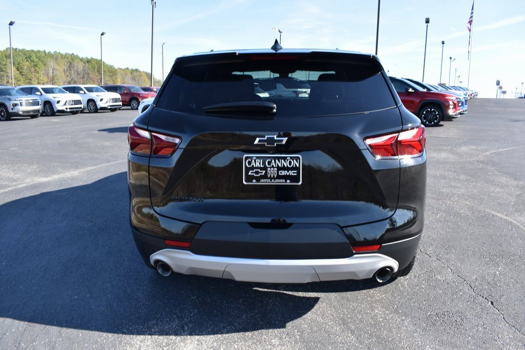 Used 2021 Chevrolet Blazer LT w/ LPO, Black Accent Package image 5