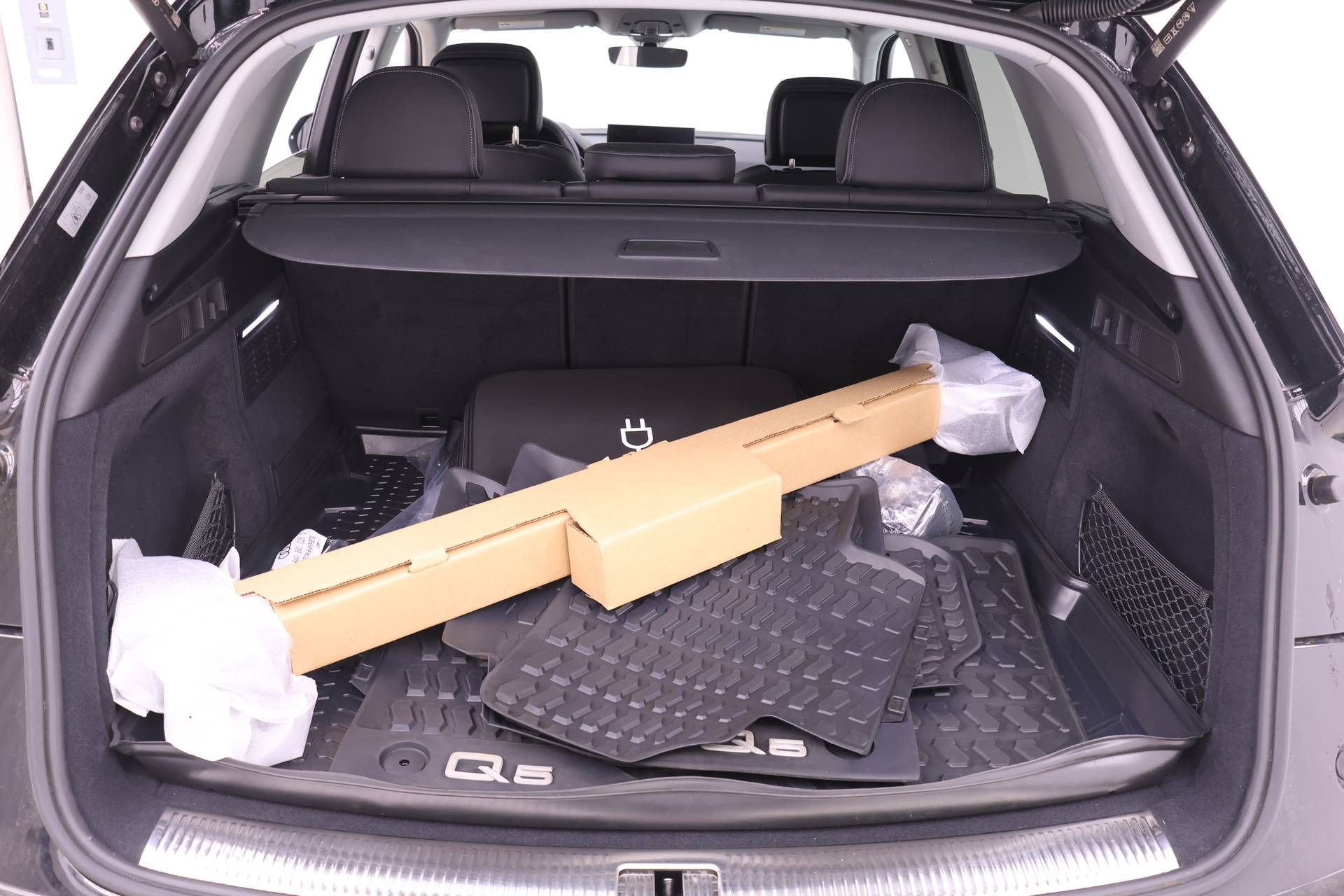 Certified 2023 Audi Q5 e Premium Plus w/ Premium Plus Package AWD/4WD image 19