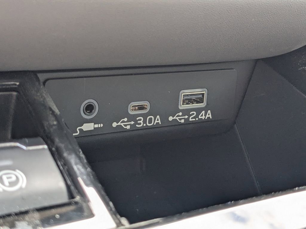 Used 2025 Subaru Outback Onyx Edition XT w/ Popular Package #2 image 17