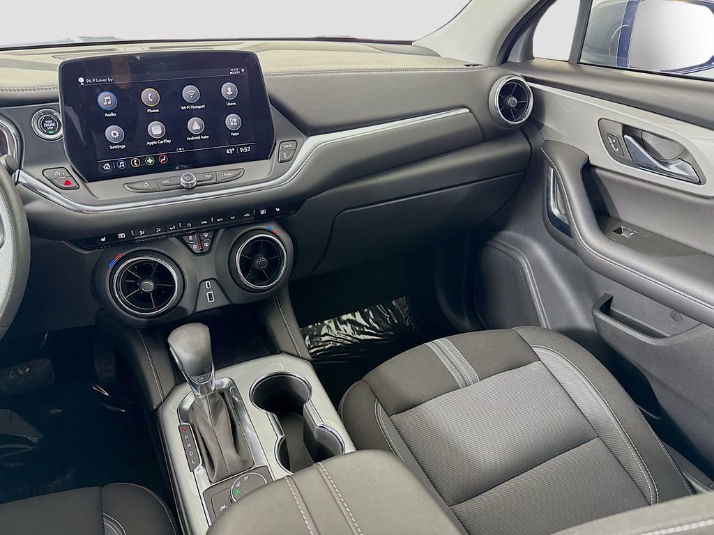 Used 2024 Chevrolet Blazer LT image 21