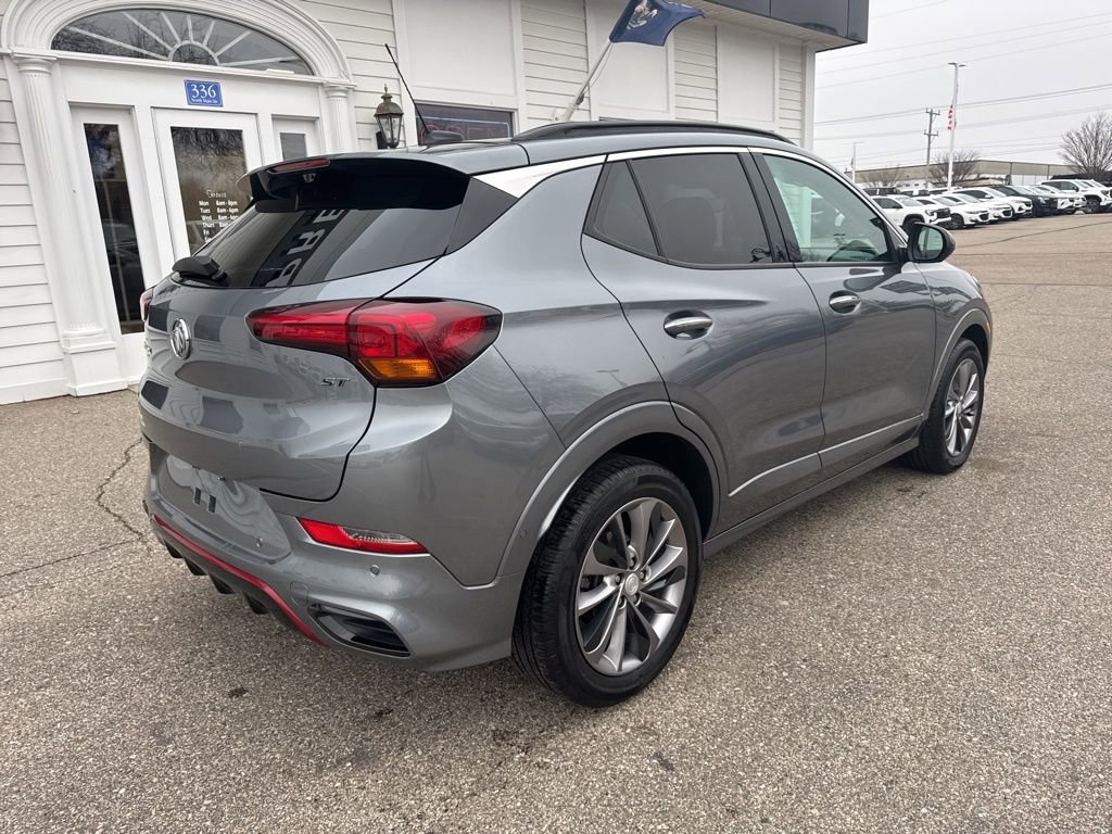 Used 2020 Buick Encore GX Essence w/ Advanced Technology Package image 5