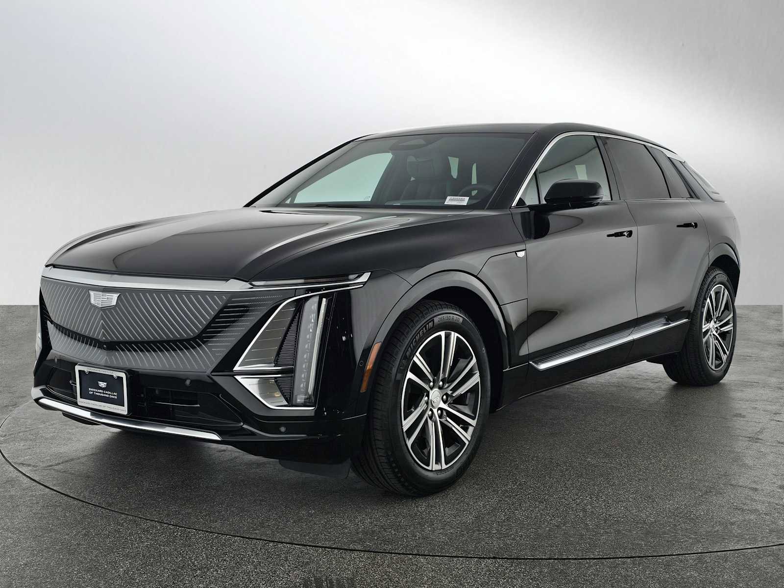 New 2026 Cadillac Lyriq Luxury image 7