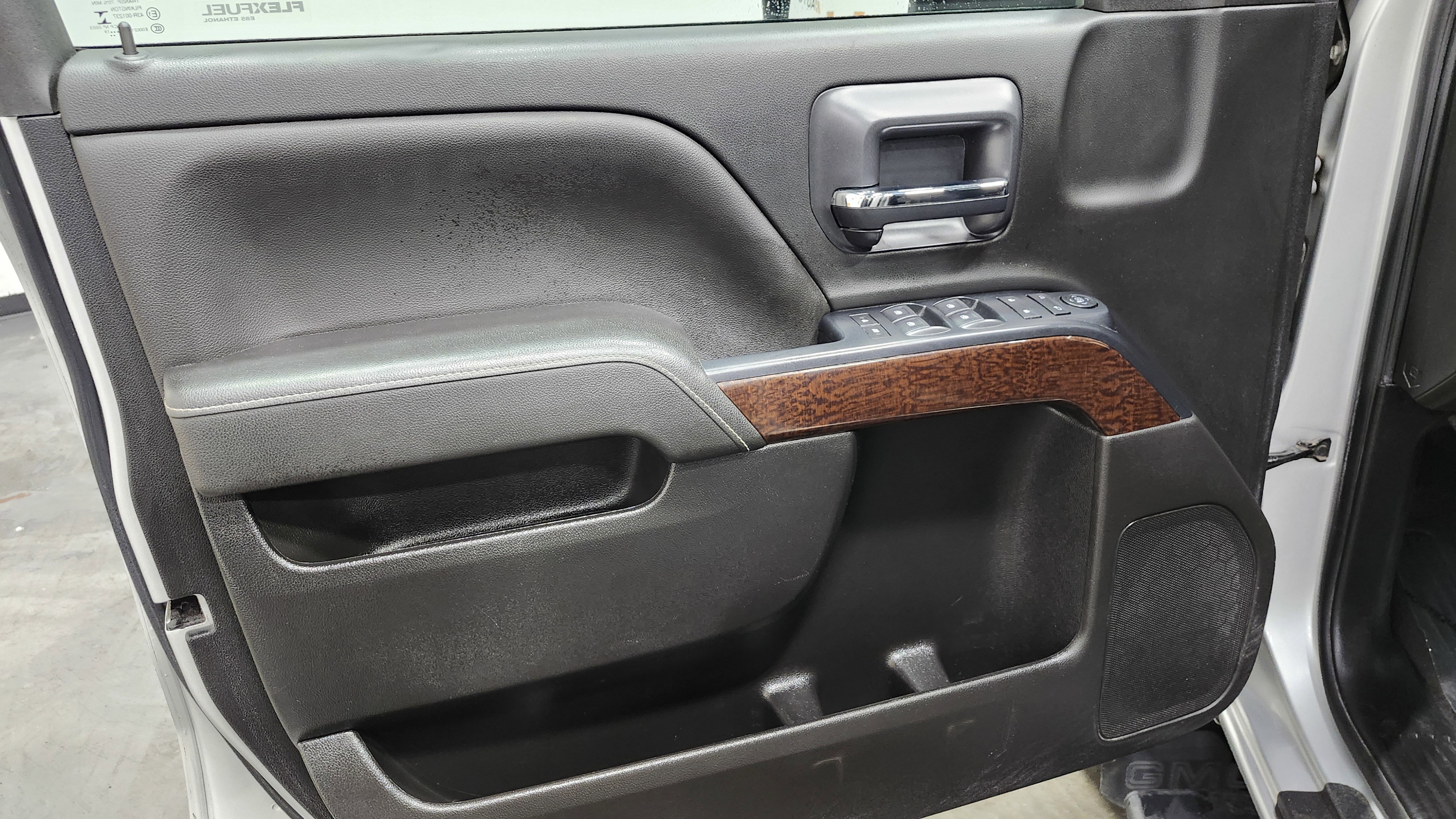 Used 2019 GMC Sierra 2500 SLE image 23