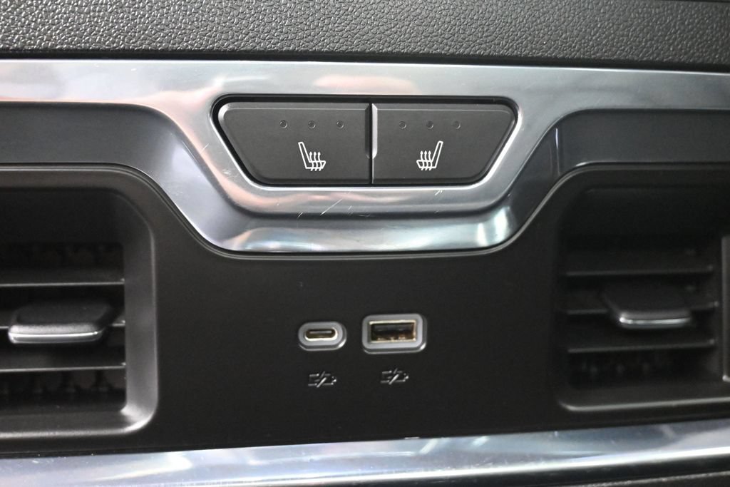 Used 2023 GMC Sierra 1500 Denali AWD/4WD image 33