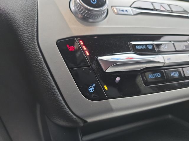 Used 2022 Ford Explorer XLT w/ Equipment Group 202A image 39