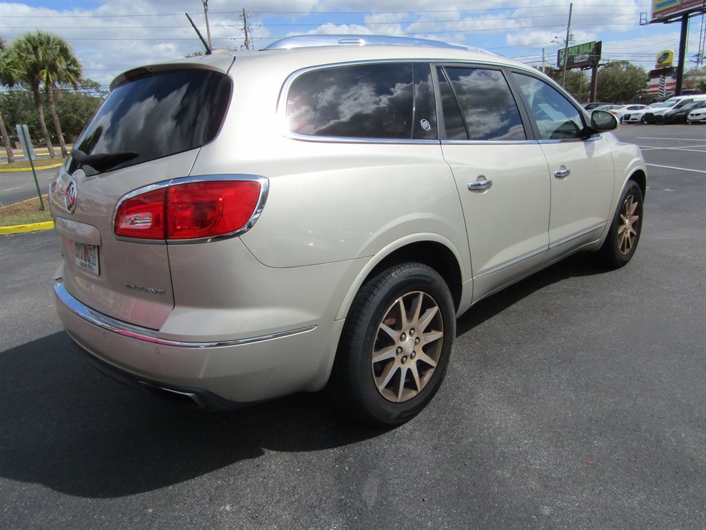Used 2016 Buick Enclave Leather image 4