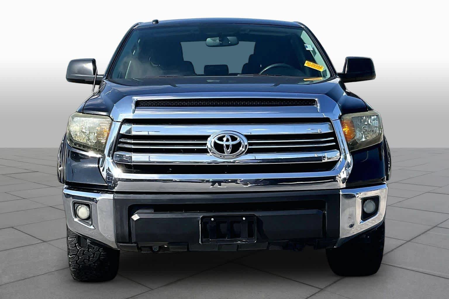 Used 2016 Toyota Tundra SR5 w/ SR5 Upgrade Package RWD image 4