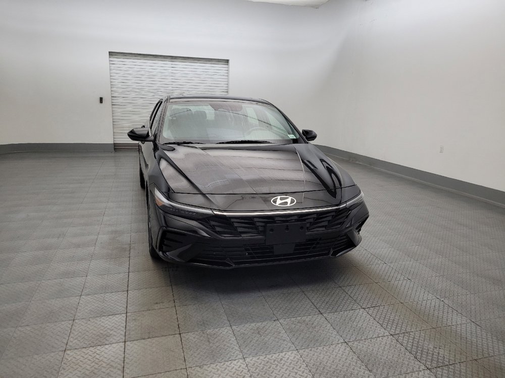 Used 2025 Hyundai Elantra SEL FWD image 14