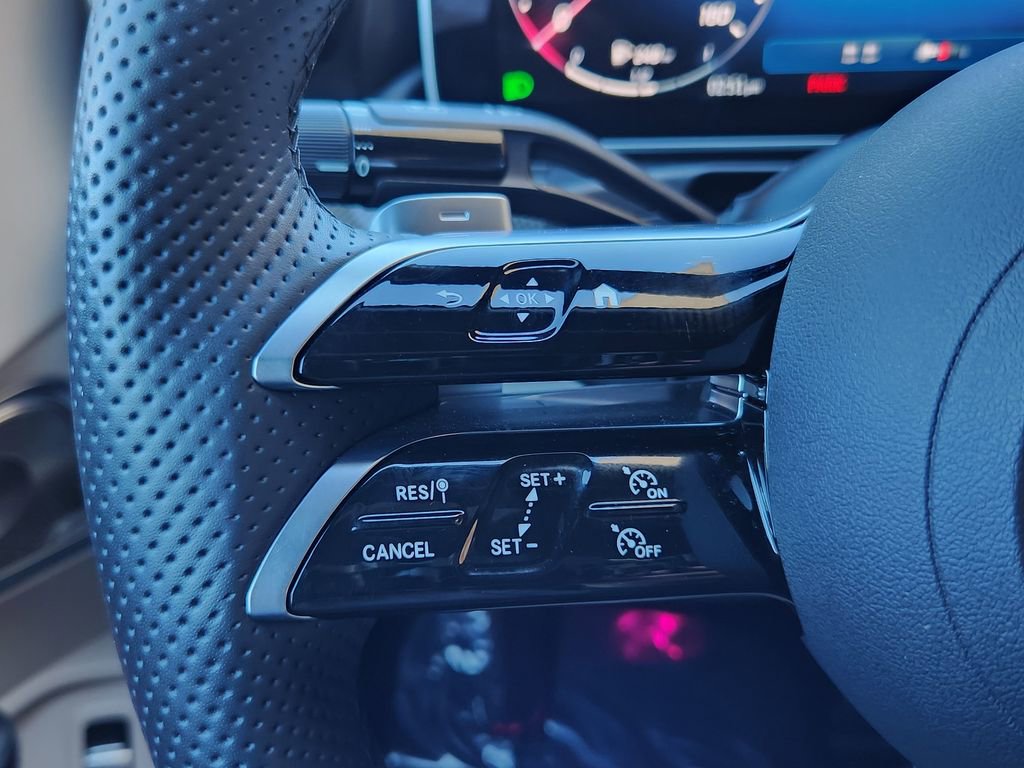 Certified 2026 Mercedes-Benz CLE 300 4MATIC Cabriolet image 26