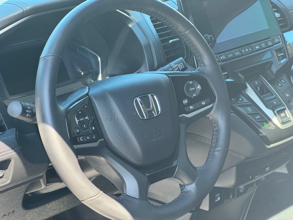 Used 2024 Honda Odyssey Elite image 15