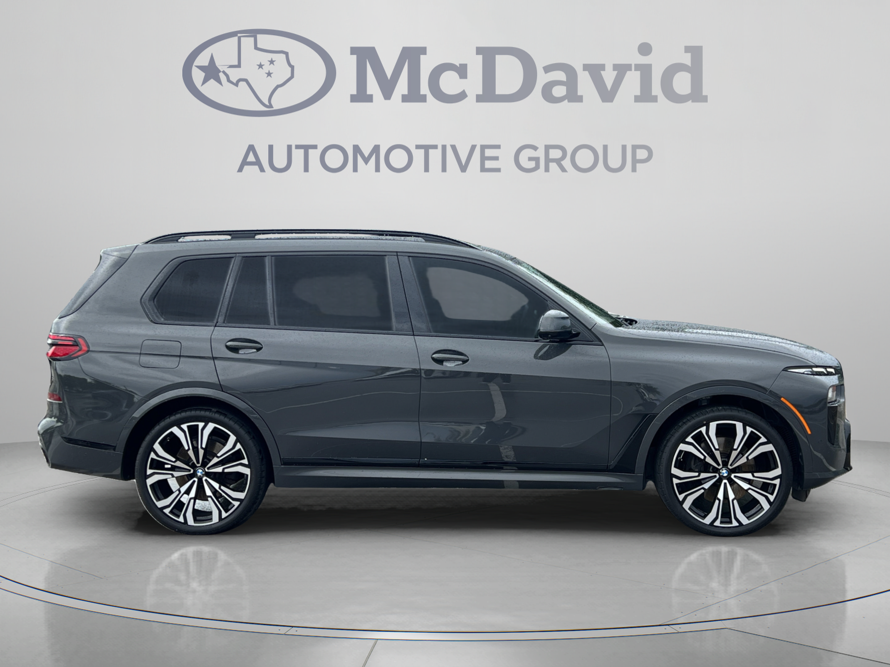 Used 2024 BMW X7 xDrive40i w/ Executive Package AWD/4WD image 7