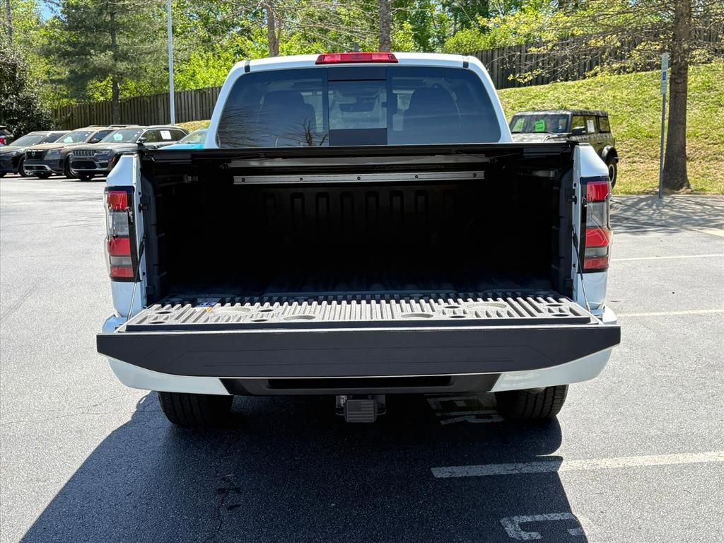 Certified 2024 Nissan Frontier SL w/ Technology Package image 26