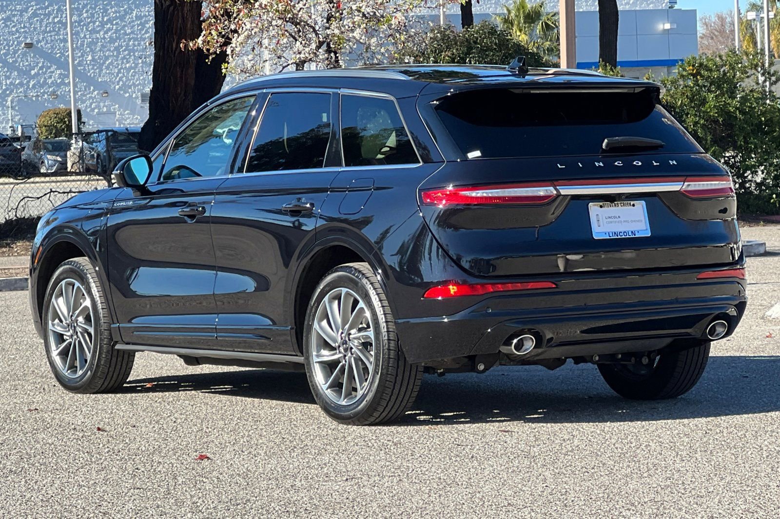 Certified 2022 Lincoln Corsair Grand Touring image 6