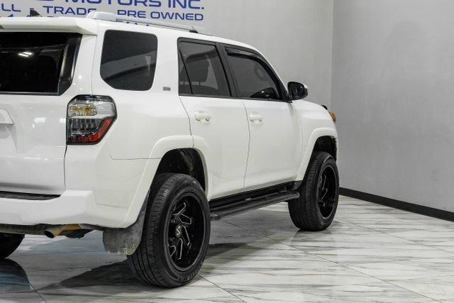 Used 2017 Toyota 4Runner SR5 RWD image 13