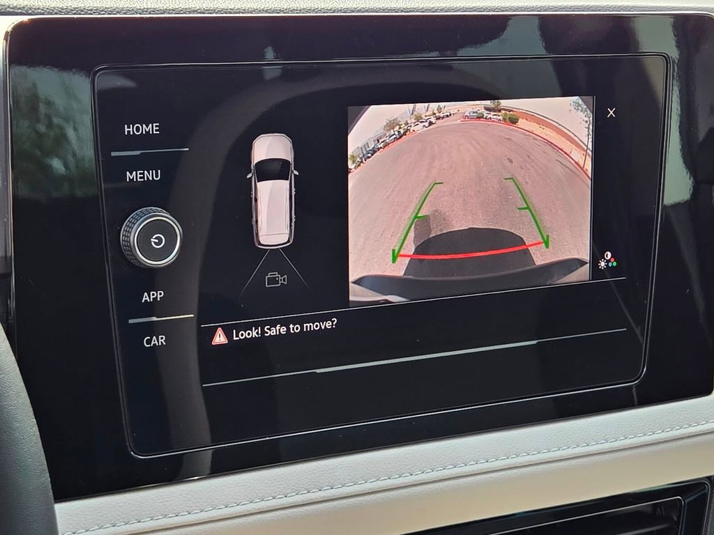 Certified 2025 Volkswagen Taos S FWD image 20
