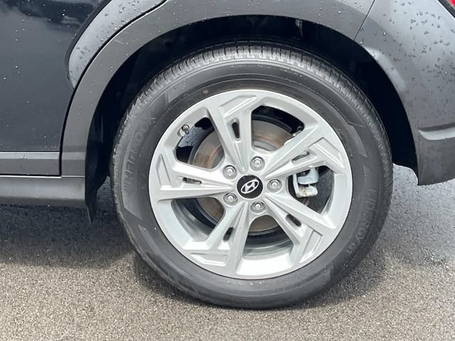 Certified 2023 Hyundai Kona SEL AWD/4WD image 12